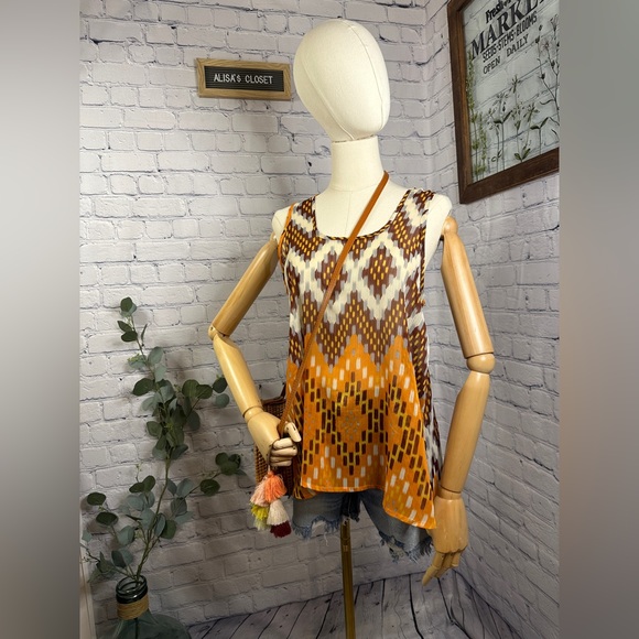 Fab’rik Sheer boho Abstract tank top - Picture 2 of 5